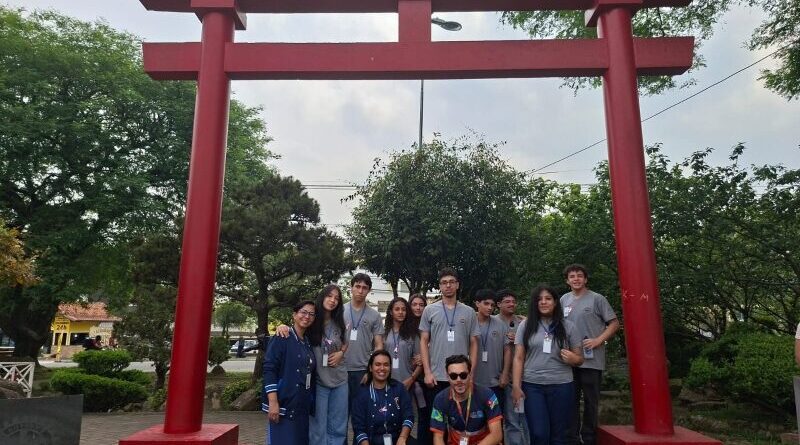Alunos do CAMP SBC - Polo Ribeirão Pires participam de roteiro de educação patrimonial, turística e ambiental