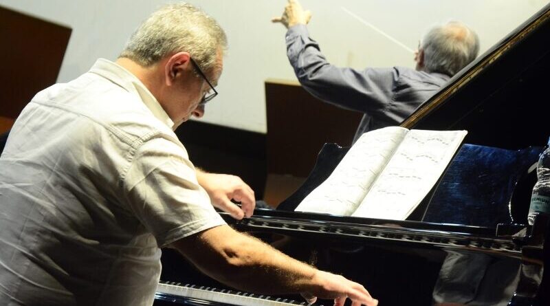 Concerto com pianista francês Pascal Galley explora imagens sinfônicas no Teatro Municipal de Santo André
