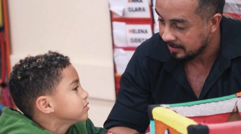 De educador a formador, profissional de Ribeirão Pires transforma conhecimento em novas oportunidades de aprendizagem