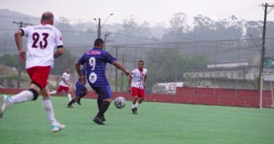 Master 50tão define semifinalistas em rodada de muitos gols em Ribeirão Pires, enquanto Vasquinho avança no Amador do Estado