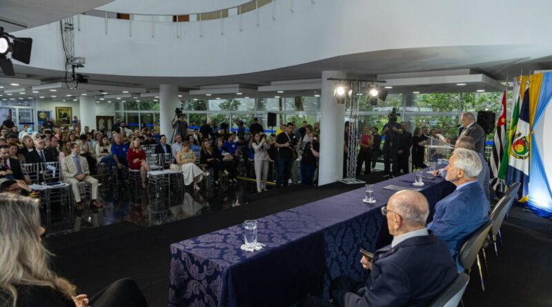 Prefeitura de São Caetano participa de homenagem a líderes autonomistas e personalidades com a Medalha dos Autonomistas