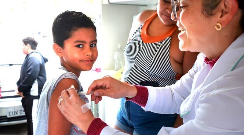 Programa Saúde na Escola leva ações de prevenção e cuidados à rede de ensino de Diadema