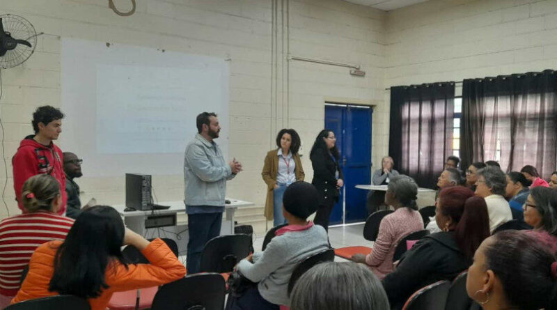 Projeto Convivência Eixo Barão aproxima moradores da equipe do CRAS São João