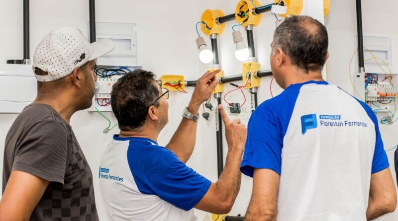 Reforma pedagógica aproxima cursos da Florestan Fernandes ao mercado de trabalho